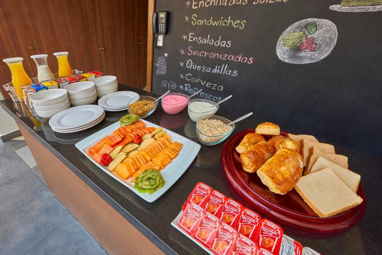 Wyndham Garden Mexico Reforma 호텔 외부 사진